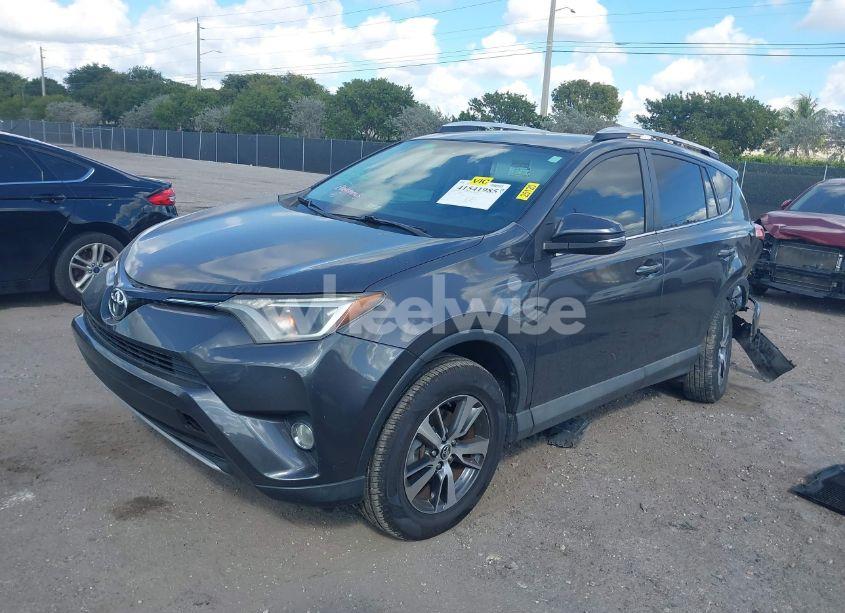 Photo 2 of 2016 Toyota Rav4 XLE (VIN 2T3WFREVXGW240213)