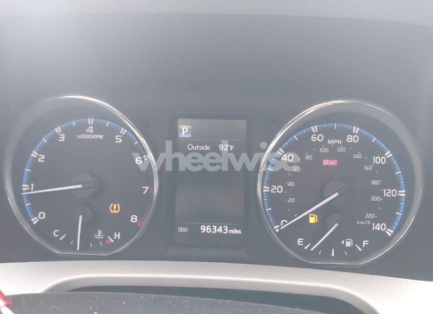 Photo 7 of 2016 Toyota Rav4 XLE (VIN 2T3WFREVXGW240213)