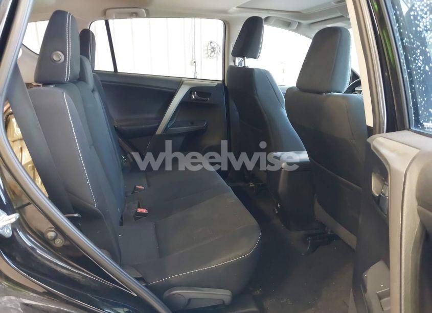 Photo 8 of 2016 Toyota Rav4 XLE (VIN 2T3WFREVXGW252362)