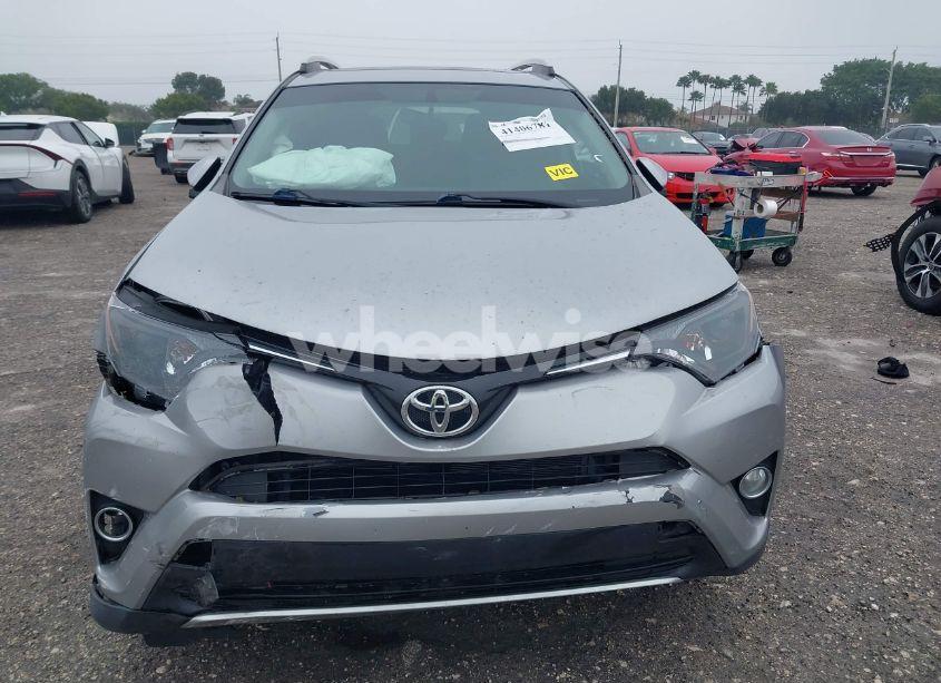 Photo 6 of 2016 Toyota Rav4 XLE (VIN 2T3WFREVXGW302855)