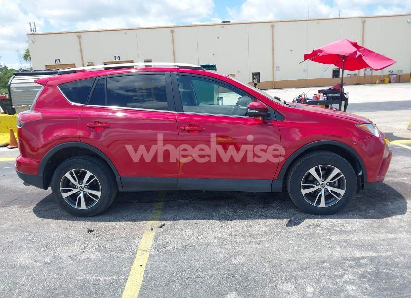 Photo 13 of 2017 Toyota Rav4 XLE (VIN 2T3WFREVXHW318359)