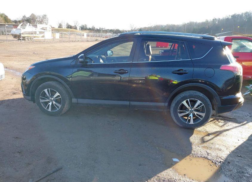 Photo 14 of 2017 Toyota Rav4 XLE (VIN 2T3WFREVXHW366976)