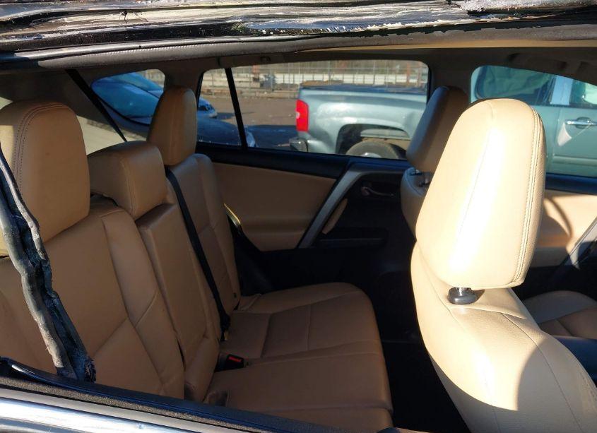 Photo 8 of 2017 Toyota Rav4 XLE (VIN 2T3WFREVXHW366976)