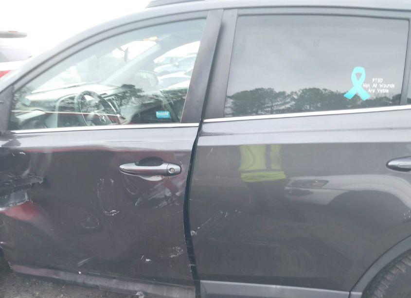 Photo 14 of 2017 Toyota Rav4 XLE (VIN 2T3WFREVXHW379937)