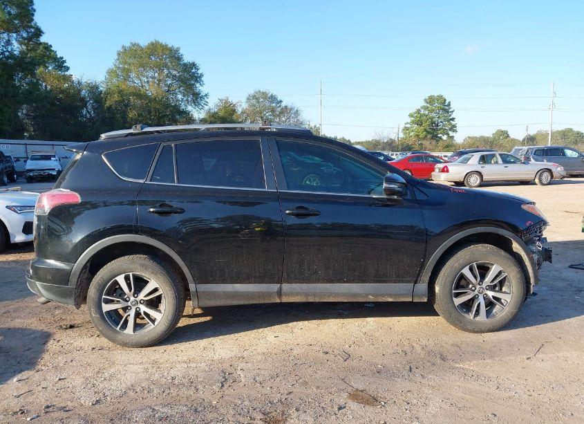 Photo 14 of 2018 Toyota Rav4 ADVENTURE/XLE (VIN 2T3WFREVXJW438183)