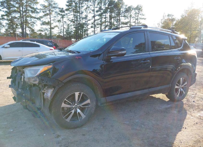 Photo 2 of 2018 Toyota Rav4 ADVENTURE/XLE (VIN 2T3WFREVXJW438183)