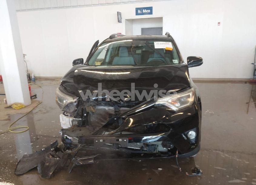 Photo 12 of 2018 Toyota Rav4 ADVENTURE/XLE (VIN 2T3WFREVXJW439060)