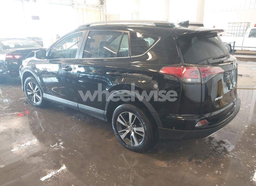 Photo 3 of 2018 Toyota Rav4 ADVENTURE/XLE (VIN 2T3WFREVXJW439060)