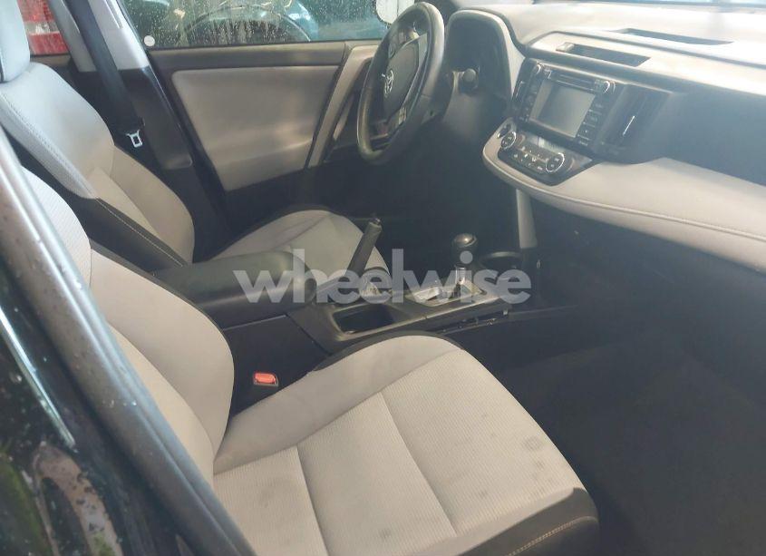 Photo 5 of 2018 Toyota Rav4 ADVENTURE/XLE (VIN 2T3WFREVXJW439060)