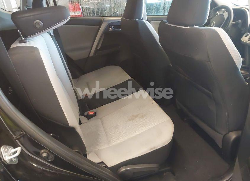 Photo 8 of 2018 Toyota Rav4 ADVENTURE/XLE (VIN 2T3WFREVXJW439060)