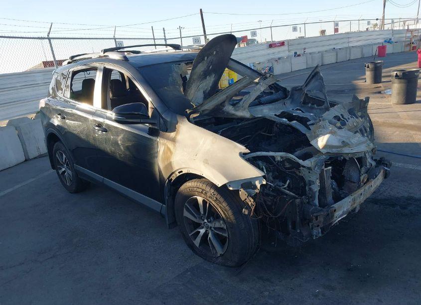 2018 Toyota Rav4 ADVENTURE/XLE (VIN 2T3WFREVXJW455940) main photo