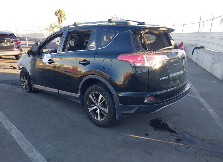 Photo 3 of 2018 Toyota Rav4 ADVENTURE/XLE (VIN 2T3WFREVXJW455940)