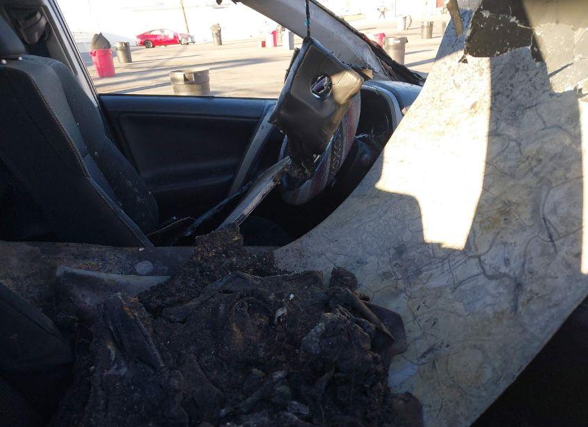 Photo 5 of 2018 Toyota Rav4 ADVENTURE/XLE (VIN 2T3WFREVXJW455940)