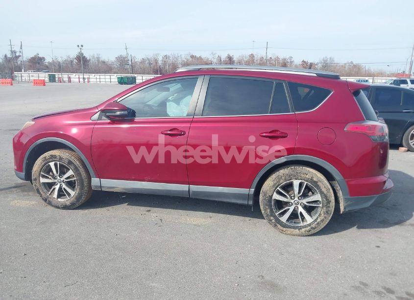 Photo 14 of 2018 Toyota Rav4 ADVENTURE/XLE (VIN 2T3WFREVXJW480854)