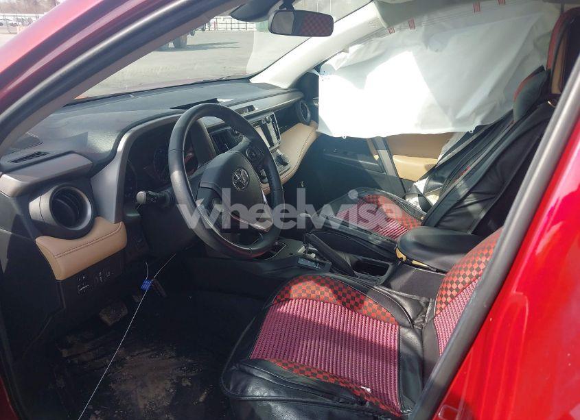 Photo 5 of 2018 Toyota Rav4 ADVENTURE/XLE (VIN 2T3WFREVXJW480854)