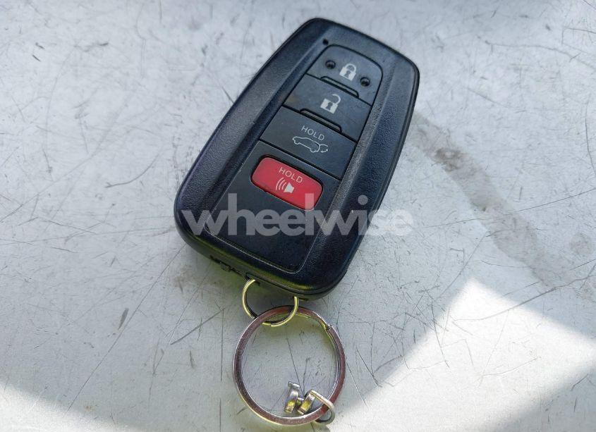 Photo 11 of 2019 Toyota Rav4 LIMITED (VIN 2T3Y1RFV1KC019924)