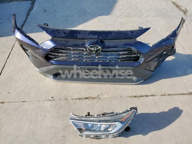 Photo 10 of 2020 TOYOTA RAV4 LIMITED (VIN 2T3Y1RFV3LC048259)