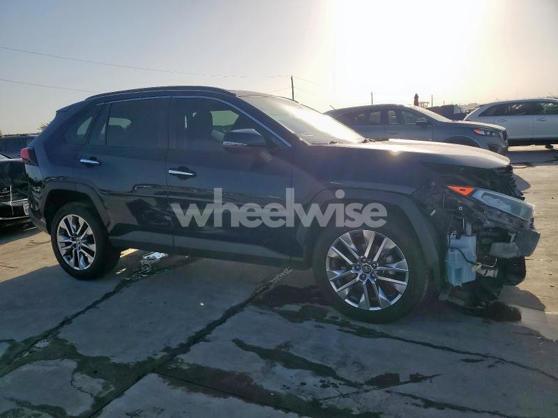 Photo 7 of 2020 TOYOTA RAV4 LIMITED (VIN 2T3Y1RFV3LC048259)