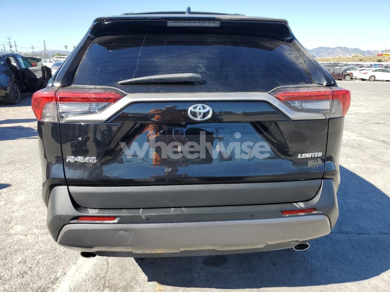 Photo 6 of 2020 TOYOTA RAV4 LIMITED (VIN 2T3Y1RFV3LW073337)
