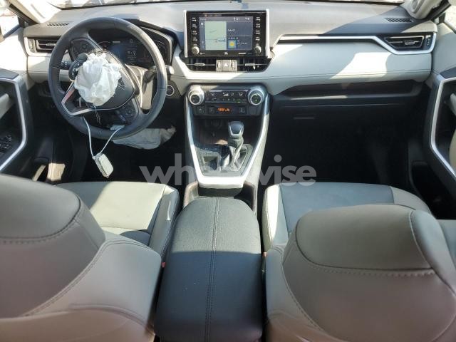 Photo 2 of 2021 TOYOTA RAV4 LIMITED (VIN 2T3Y1RFV4MW172797)