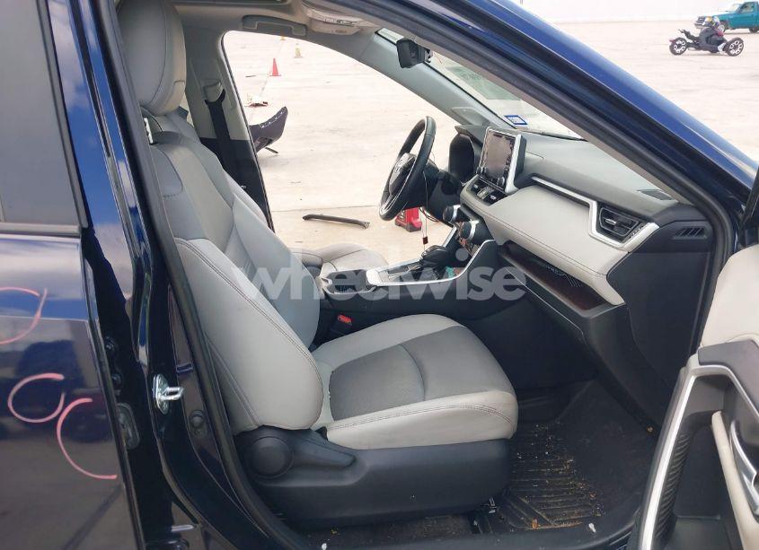 Photo 5 of 2019 Toyota Rav4 LIMITED (VIN 2T3Y1RFV5KW031847)