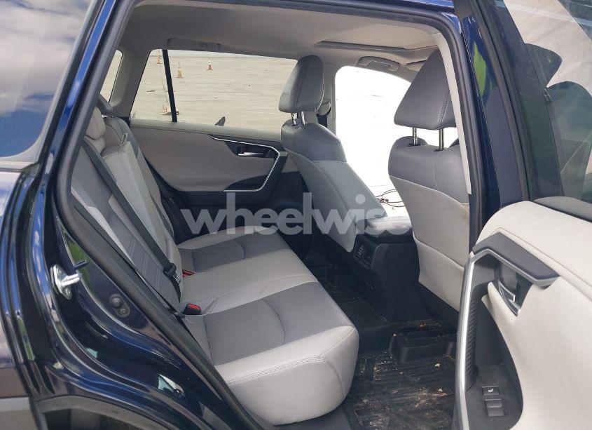 Photo 8 of 2019 Toyota Rav4 LIMITED (VIN 2T3Y1RFV5KW031847)