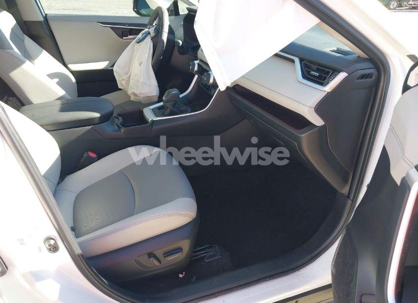 Photo 5 of 2024 Toyota Rav4 LIMITED (VIN 2T3Y1RFV7RW332579)