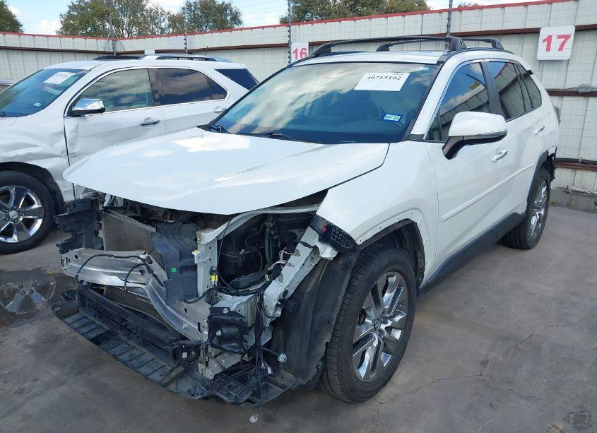 Photo 2 of 2019 Toyota Rav4 LIMITED (VIN 2T3Y1RFV8KW043426)