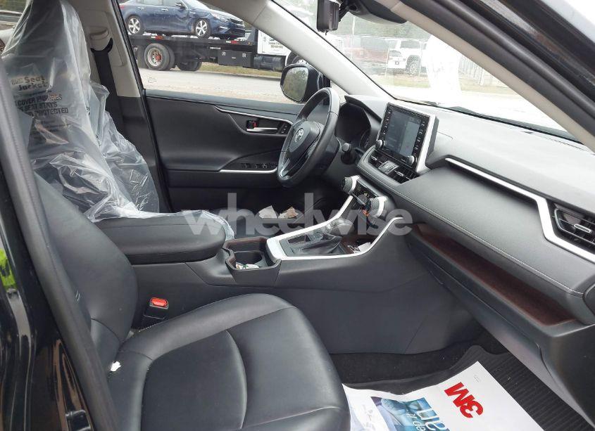 Photo 5 of 2019 Toyota Rav4 LIMITED (VIN 2T3Y1RFV9KC027222)