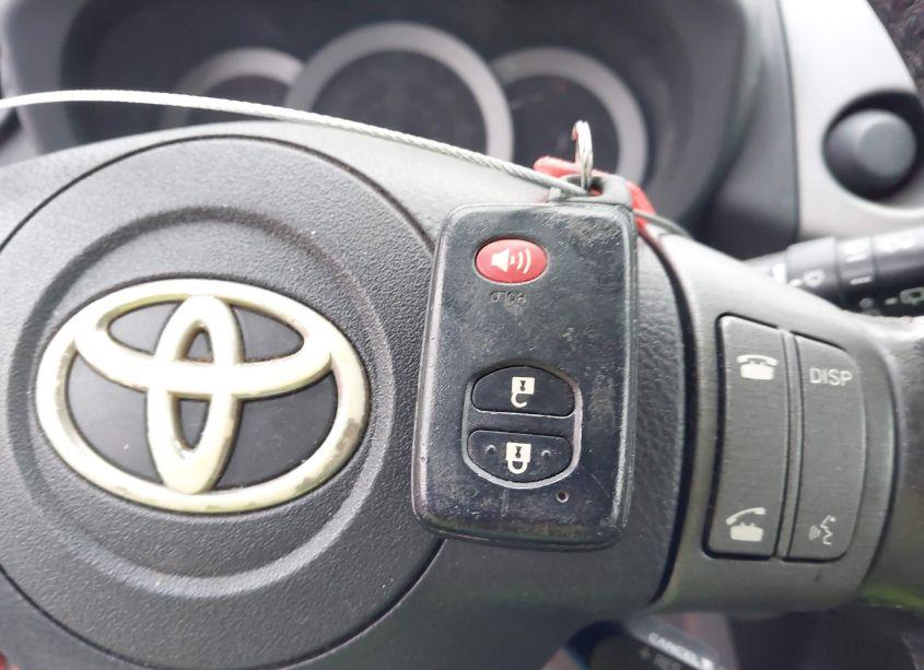 Photo 11 of 2010 Toyota Rav4 LIMITED (VIN 2T3YF4DV0AW040476)