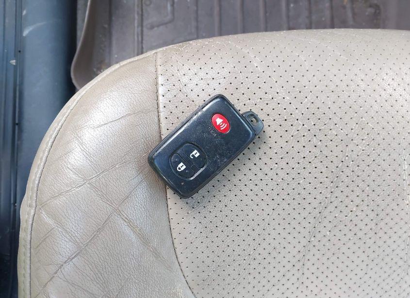 Photo 11 of 2010 Toyota Rav4 LIMITED (VIN 2T3YF4DV2AW022092)