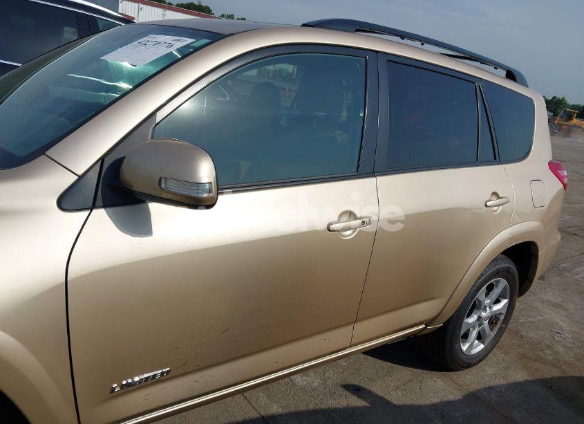 Photo 14 of 2010 Toyota Rav4 LIMITED (VIN 2T3YF4DV7AW023884)