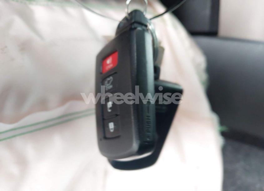 Photo 11 of 2014 Toyota Rav4 LIMITED (VIN 2T3YFREV0EW098086)