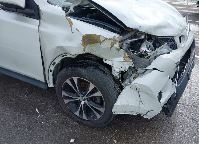 Photo 6 of 2015 Toyota Rav4 LIMITED (VIN 2T3YFREV0FW149104)