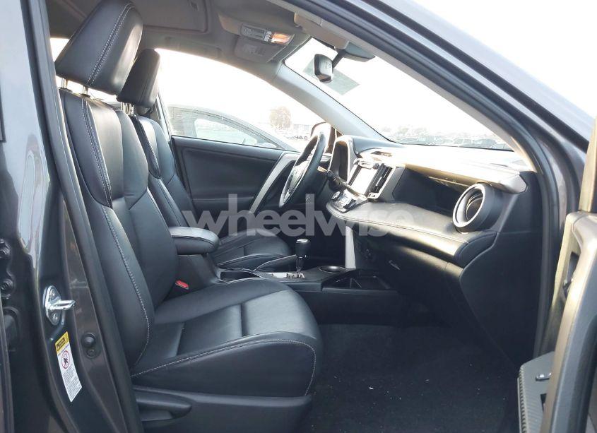 Photo 5 of 2015 Toyota Rav4 LIMITED (VIN 2T3YFREV0FW158384)