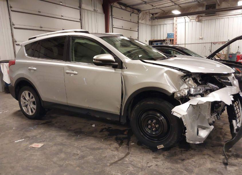 Photo 14 of 2015 Toyota Rav4 LIMITED (VIN 2T3YFREV0FW181132)