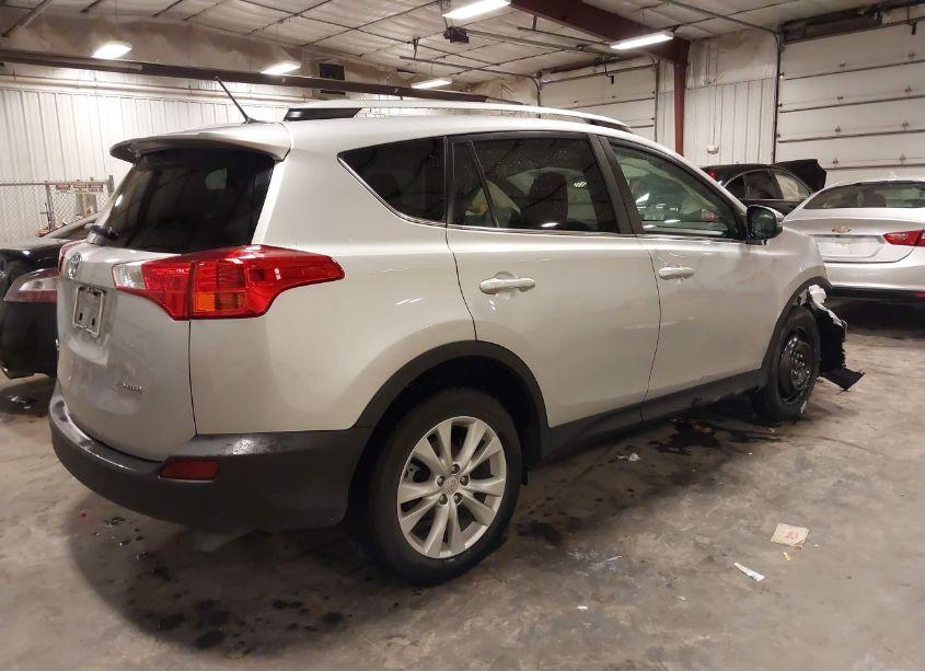 Photo 4 of 2015 Toyota Rav4 LIMITED (VIN 2T3YFREV0FW181132)