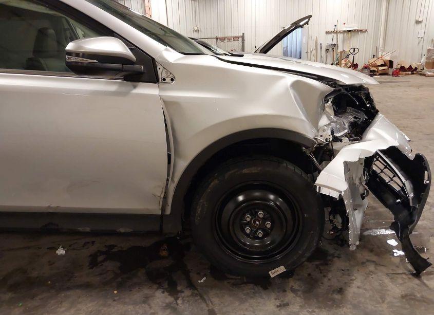 Photo 6 of 2015 Toyota Rav4 LIMITED (VIN 2T3YFREV0FW181132)