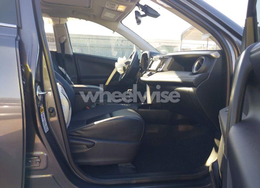 Photo 5 of 2015 Toyota Rav4 LIMITED (VIN 2T3YFREV0FW193961)