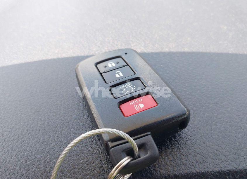 Photo 11 of 2015 Toyota Rav4 LIMITED (VIN 2T3YFREV1FW160791)