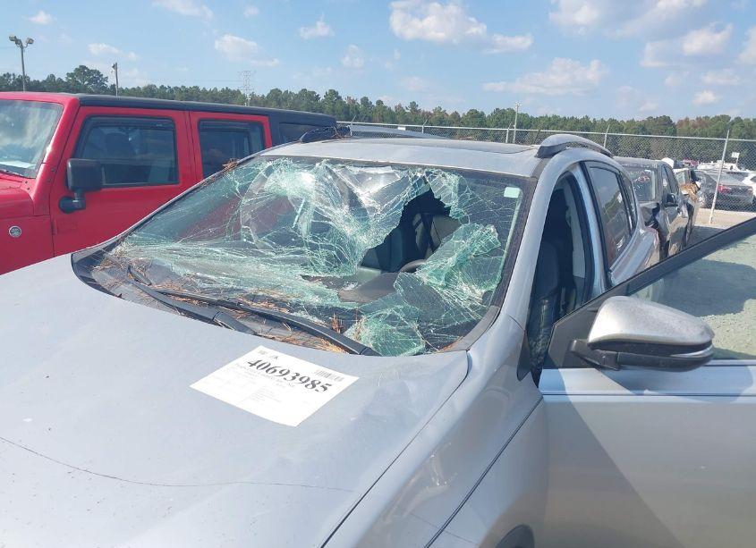 Photo 6 of 2015 Toyota Rav4 LIMITED (VIN 2T3YFREV2FW151694)