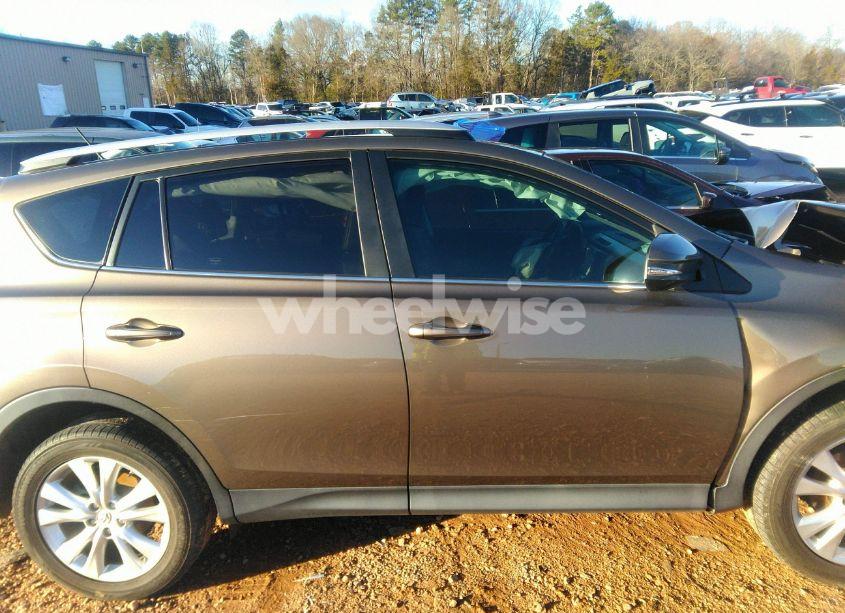 Photo 14 of 2015 Toyota Rav4 LIMITED (VIN 2T3YFREV2FW218360)