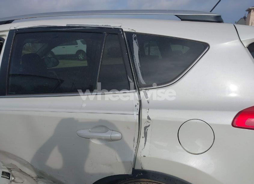 Photo 17 of 2015 Toyota Rav4 LIMITED (VIN 2T3YFREV3FW233224)