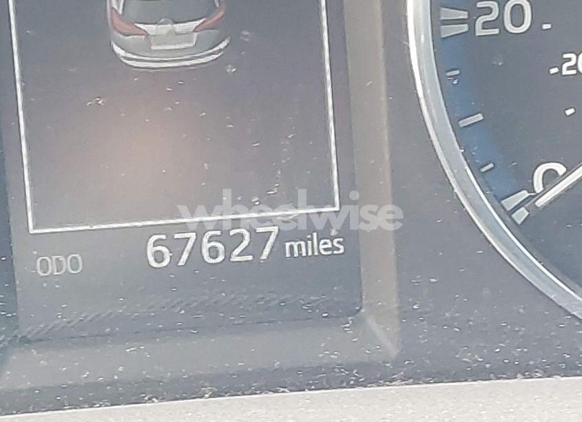 Photo 16 of 2018 Toyota Rav4 LIMITED (VIN 2T3YFREV3JW407107)