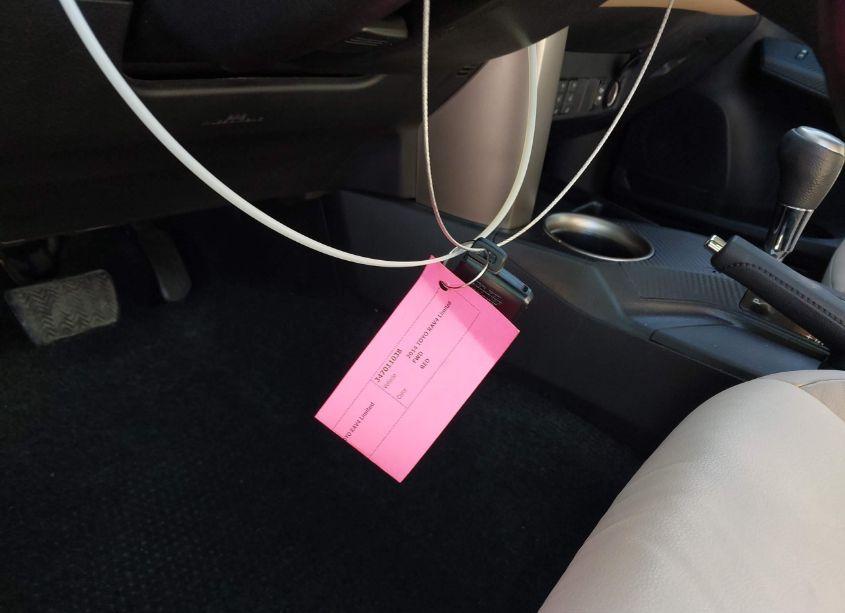 Photo 11 of 2014 Toyota Rav4 LIMITED (VIN 2T3YFREV4EW124933)