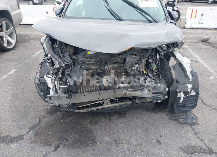 Photo 6 of 2018 Toyota Rav4 LIMITED/PLATINUM (VIN 2T3YFREV4JW501447)