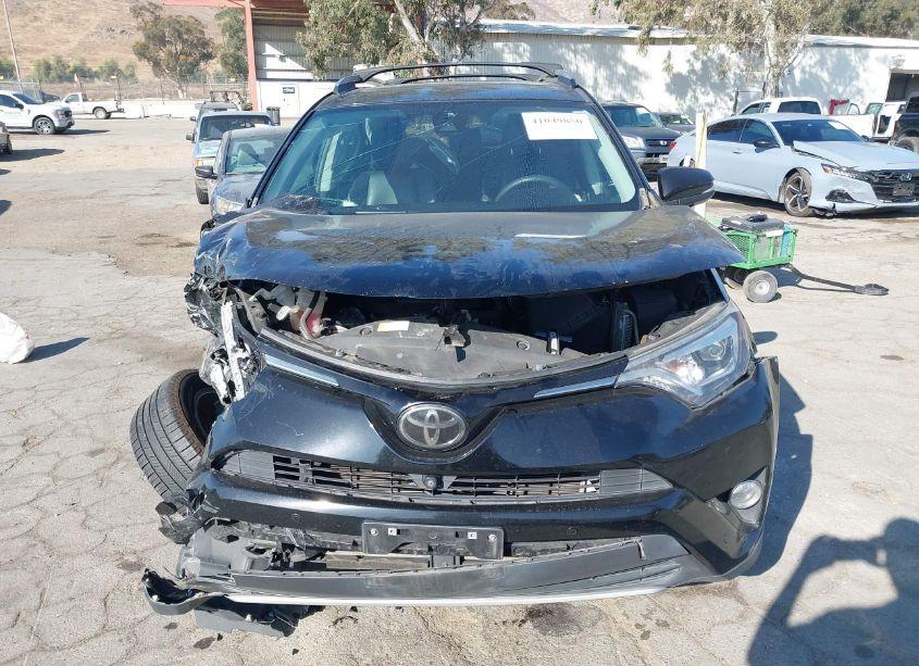 Photo 13 of 2018 Toyota Rav4 LIMITED/PLATINUM (VIN 2T3YFREV5JW472864)