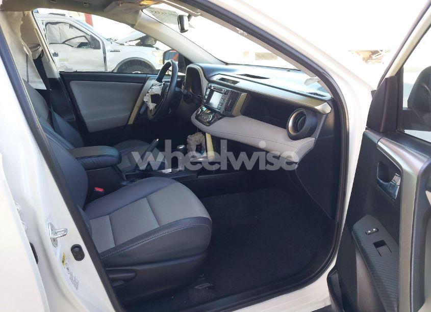 Photo 5 of 2015 Toyota Rav4 LIMITED (VIN 2T3YFREV6FW146174)