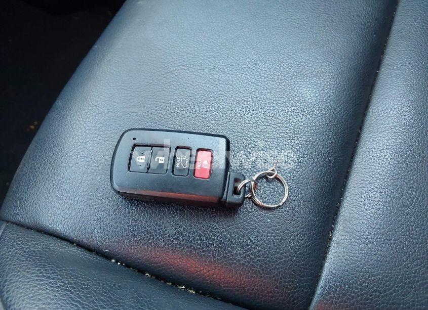 Photo 11 of 2015 Toyota Rav4 LIMITED (VIN 2T3YFREV6FW183192)