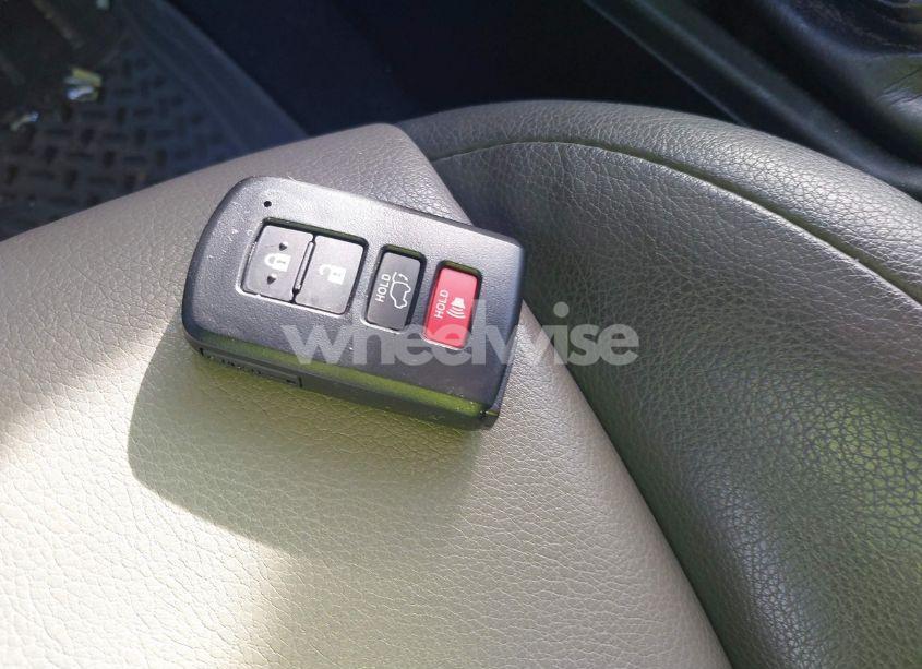 Photo 11 of 2015 Toyota Rav4 LIMITED (VIN 2T3YFREV6FW186609)